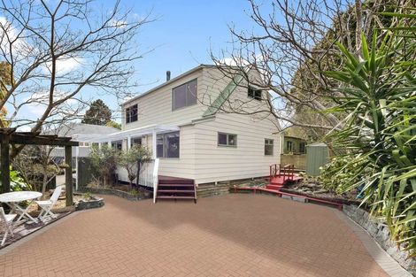 Photo of property in 1/10 Thomas Rea Place, Te Atatu South, Auckland, 0610