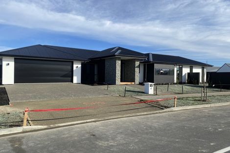 Photo of property in 2 Mackinnon Street, Marshland, Christchurch, 8083