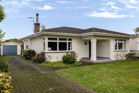 Photo of property in 27 Havill Street, Takaro, Palmerston North, 4410