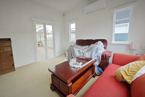 Photo of property in 85 Nile Road, Milford, Auckland, 0620