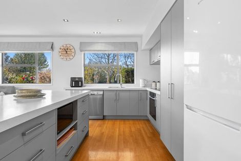 Photo of property in 30 De Castro Drive, Blenheim, 7201