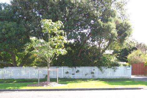 Photo of property in 37 Whitford Road, Howick, Auckland, 2014