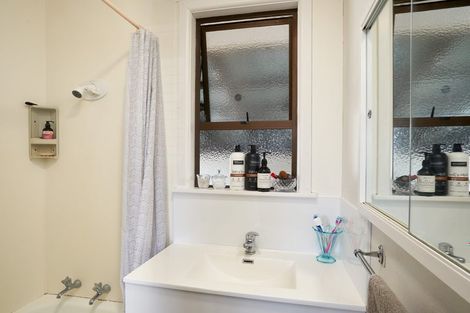 Photo of property in 19 Given Street, Havelock North, 4130