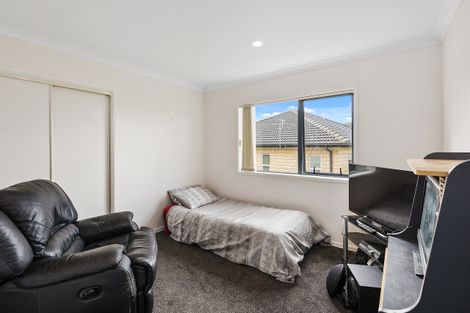 Photo of property in 33 Mahuri Street, Parklands, Christchurch, 8083
