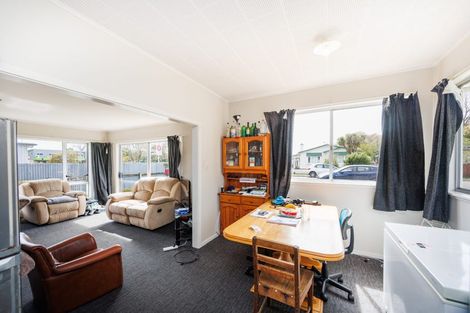 Photo of property in 8 Marne Street, Hokowhitu, Palmerston North, 4410