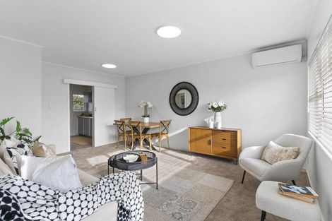 Photo of property in 2/4 Cecil Road, Milford, Auckland, 0620