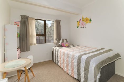 Photo of property in 2/79 Cunliffe Street, Churton Park, Wellington, 6037