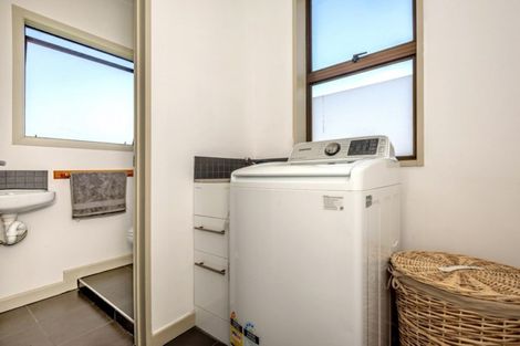 Photo of property in 564 Wainui Road, Kaiti, Gisborne, 4010