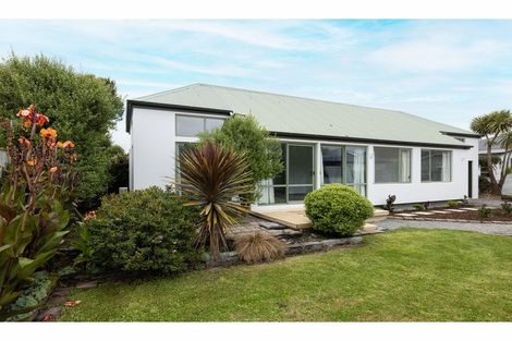Photo of property in 2/83 Sullivan Avenue, Woolston, Christchurch, 8023