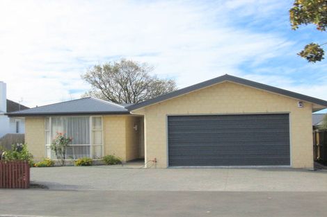 Photo of property in 4 Craven Street, Sockburn, Christchurch, 8042