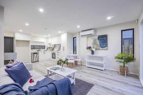 Photo of property in 4/6 Vine Street, Mangere East, Auckland, 2024