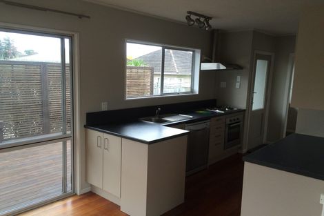 Photo of property in 15 Kiwi Avenue, Forest Lake, Hamilton, 3200