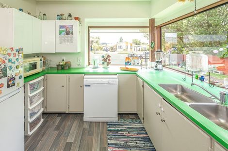 Photo of property in 11 Cypress Place, Aramoho, Whanganui, 4500