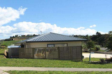 Photo of property in 4 Astor Place, Welcome Bay, Tauranga, 3112