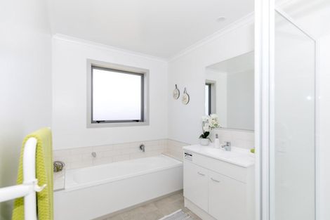 Photo of property in 6 Mana Drive, Baverstock, Hamilton, 3200