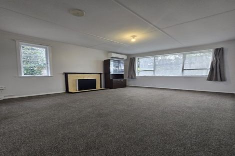 Photo of property in 3 Donovan Avenue, Massey, Auckland, 0614