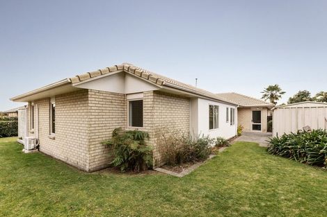 Photo of property in 37 Stableford Drive, Pyes Pa, Tauranga, 3112