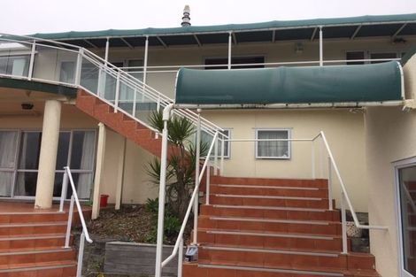 Photo of property in 36 Bronzewing Terrace, Unsworth Heights, Auckland, 0632