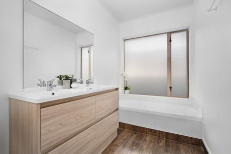 Photo of property in 10a Riverton Road, Mount Maunganui, 3116