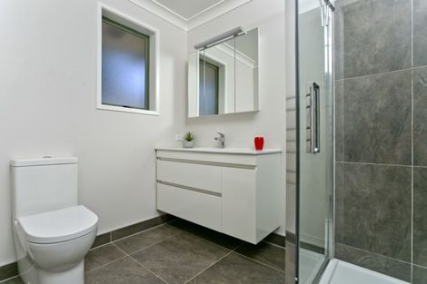 Photo of property in 57 Bluebird Crescent, Unsworth Heights, Auckland, 0632