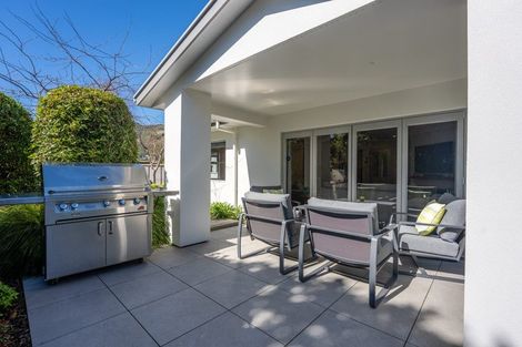 Photo of property in 19 Hurunui Street, Waikanae, 5036