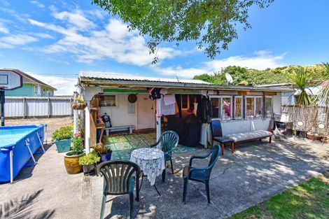 Photo of property in 519 Oruarangi Road, Mangere, Auckland, 2022