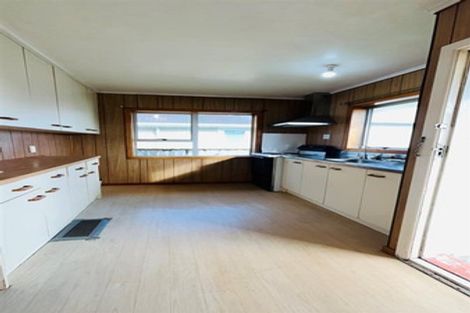 Photo of property in 29 Vodanovich Road, Te Atatu South, Auckland, 0610