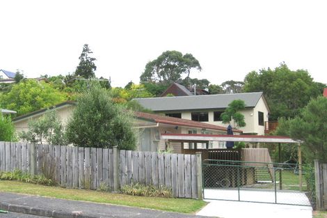 Photo of property in 6 Rosecamp Road, Beach Haven, Auckland, 0626