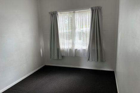 Photo of property in 377a Triangle Road, Henderson, Auckland, 0610