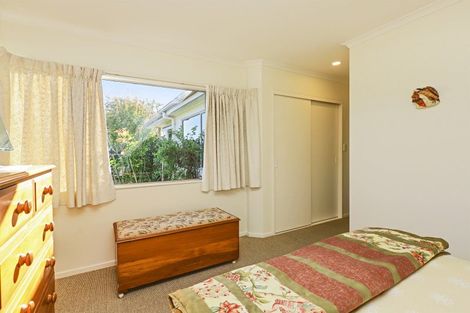 Photo of property in 6 Flemington Place, Taradale, Napier, 4112