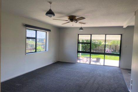 Photo of property in 4 Coach Court, Cromwell, 9310