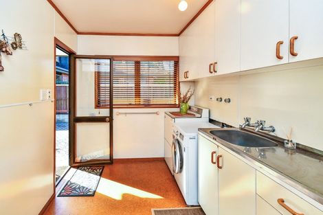 Photo of property in 8 Lemonwood Place, The Gardens, Auckland, 2105
