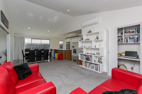 Photo of property in 1 Ryder Drive, Waiwhakaiho, New Plymouth, 4312