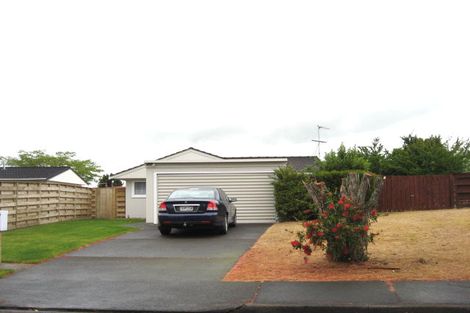 Photo of property in 19 Marybeth Place, Rosehill, Papakura, 2113