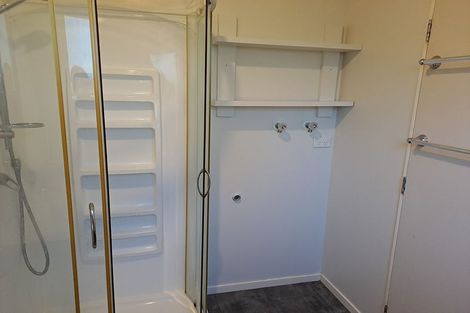 Photo of property in 4 Clayden Drive, Gulf Harbour, Whangaparaoa, 0930