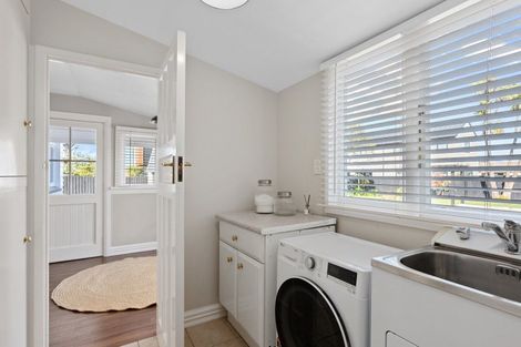 Photo of property in 20 Roa Road, Fendalton, Christchurch, 8041