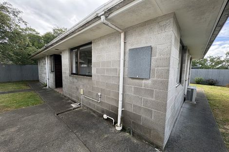 Photo of property in 21 Ballantyne Avenue, Upper Riccarton, Christchurch, 8041