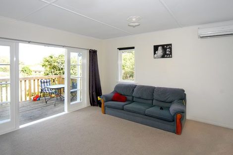 Photo of property in 81 Ruahine Street, Paraparaumu, 5032