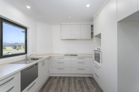 Photo of property in 21 Seascape Avenue, Whitianga, 3510