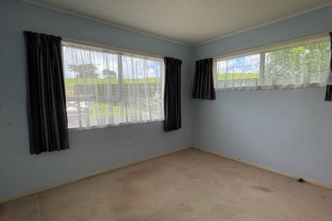 Photo of property in 17 Sumich Place, West Harbour, Auckland, 0618