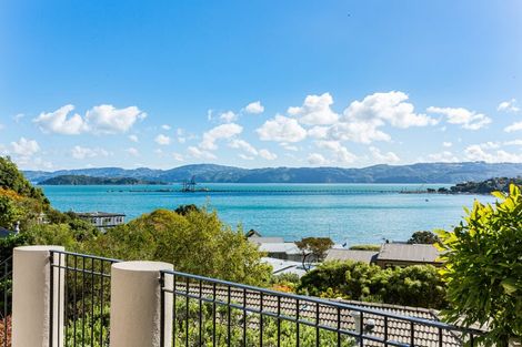 Photo of property in 52 Walter Road, Lowry Bay, Lower Hutt, 5013