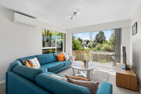 Photo of property in 1/3 Bronwyn Place, Torbay, Auckland, 0630