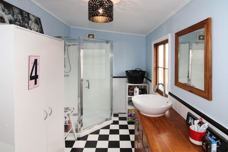 Photo of property in 62 Kent Street, Carterton, 5713