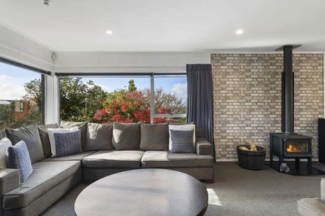 Photo of property in 127 Oaktree Avenue, Browns Bay, Auckland, 0630