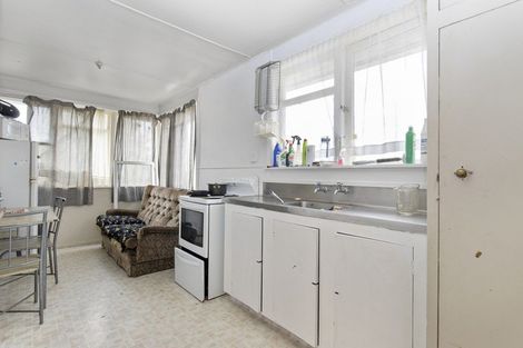 Photo of property in 36 Te Wheoro Street, Meremere, Mercer, 2474