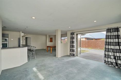 Photo of property in 3 Mollymawk Place, Woolston, Christchurch, 8023