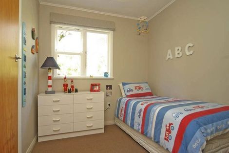 Photo of property in 30 Spencer Street, Crofton Downs, Wellington, 6035