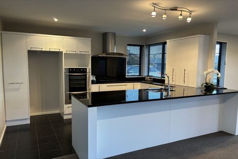 Photo of property in 77 Heathridge Place, Lincoln, 7608