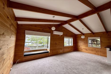 Photo of property in 14 Camellia Place, Hamilton Lake, Hamilton, 3204