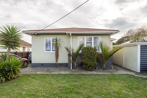 Photo of property in 43 Aotaki Street, Otaki, 5512